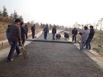 歐進彩色透水混凝土工藝流程-www.2oof.cn